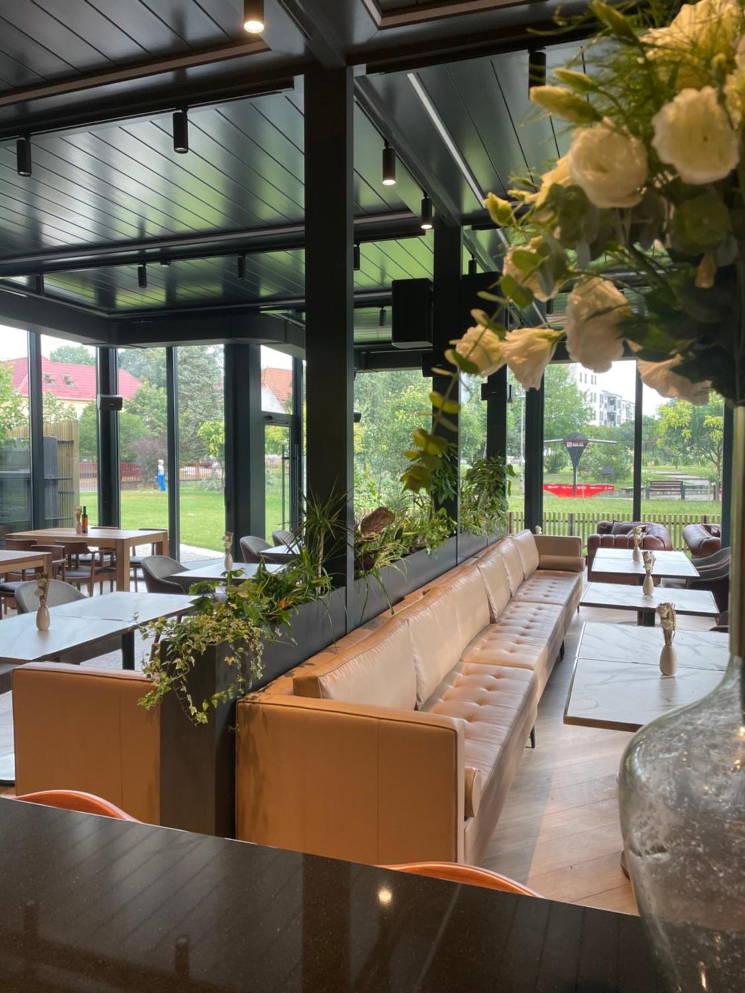 Santa Villa & Restaurant Sremska Mitrovica Eksteriør billede