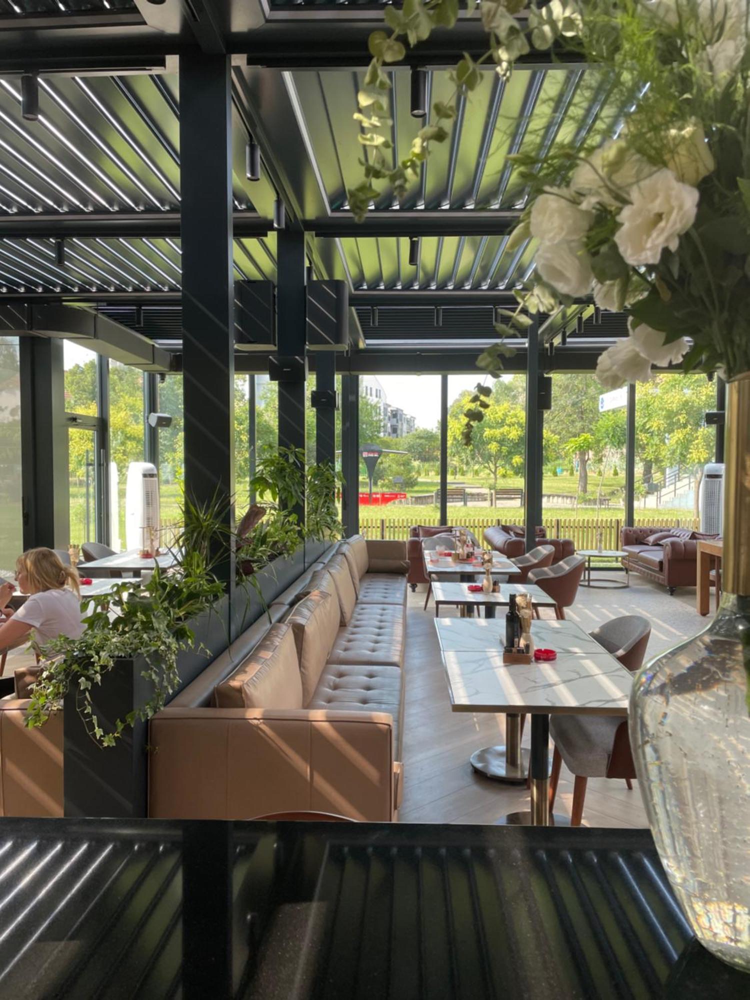 Santa Villa & Restaurant Sremska Mitrovica Eksteriør billede