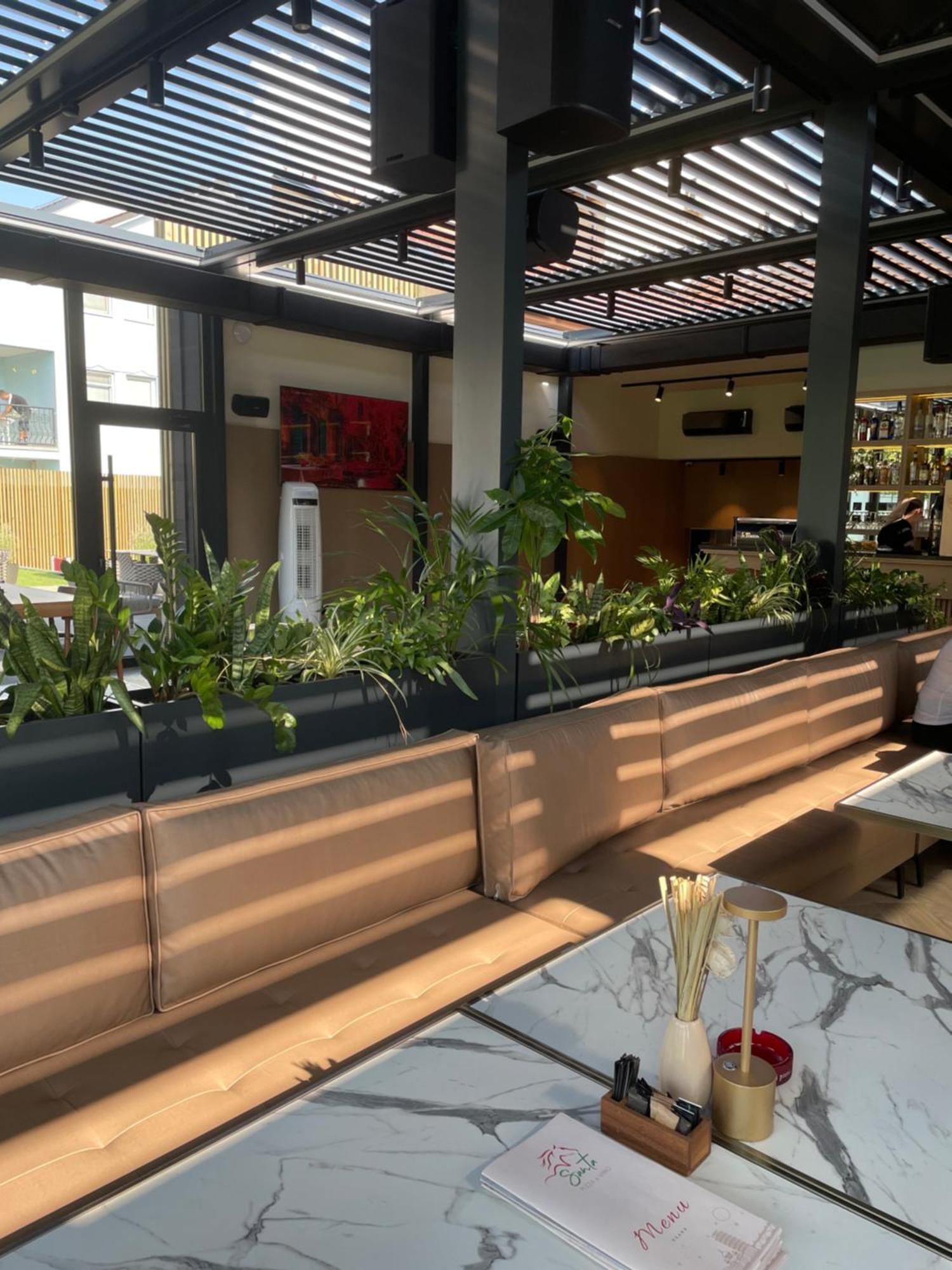 Santa Villa & Restaurant Sremska Mitrovica Eksteriør billede